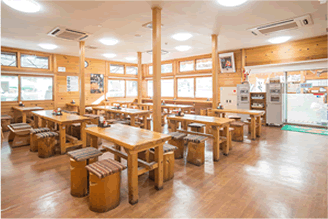 どんぐり食堂